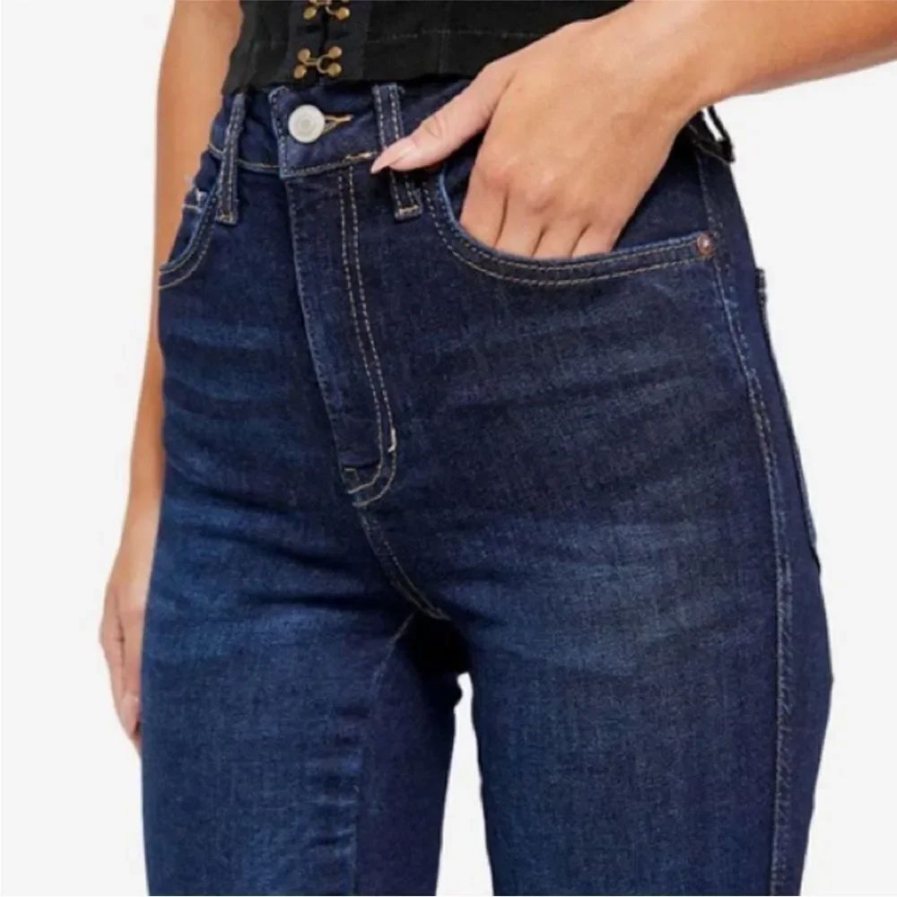 Free People Jeans Womens Size 29 Blue Denim Skiny Leg High Rise NWT - Picture 2 of 16